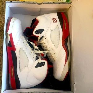 Air Jordan Retro 5 “Black Tongue”